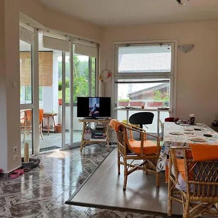Spacious Mountain House Near Plovdiv, Forest Views 別荘 *