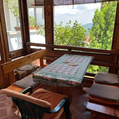 Spacious Mountain House Near Plovdiv, Forest Views * Boykovo